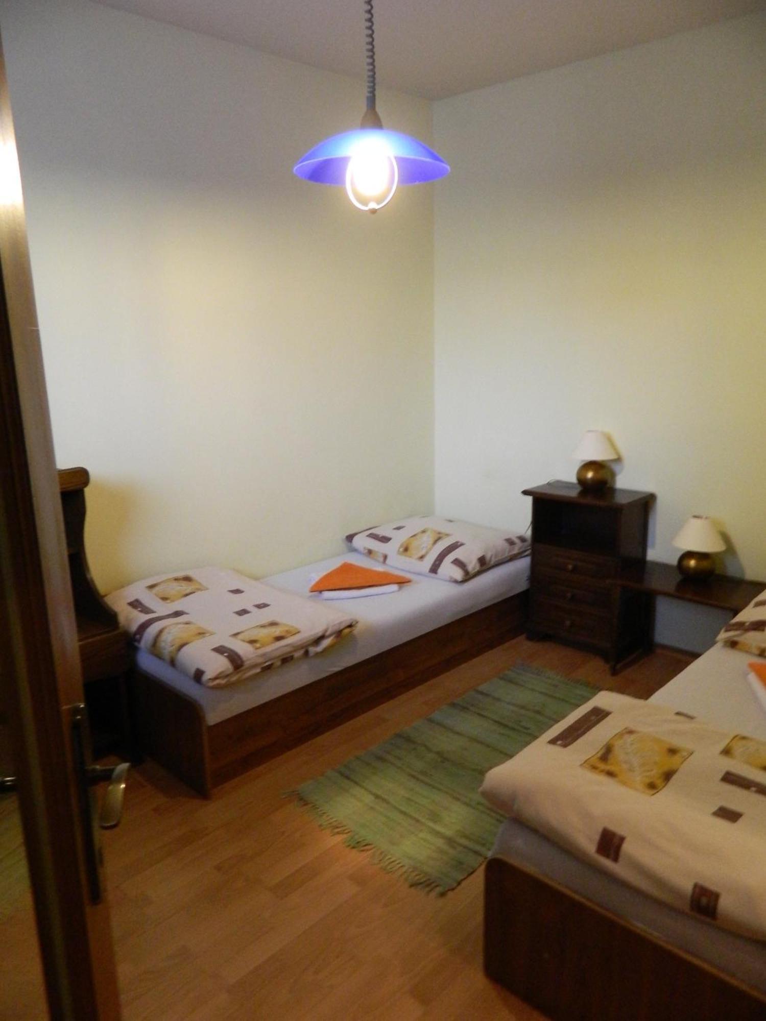Hotel Slnecny Dvor Michalovce Phòng bức ảnh